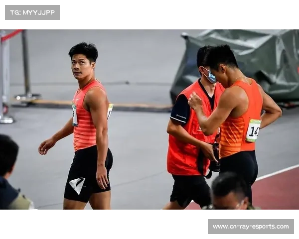 全国综合格斗锦标赛冠军高雨:观众呐喊助我夺金,目标冲击国际赛场。