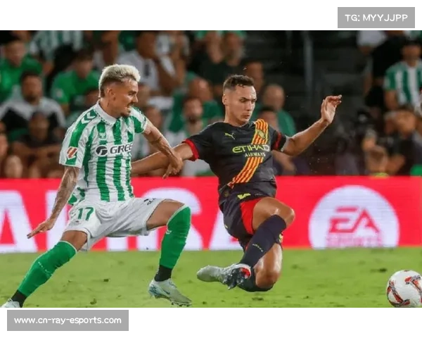 比利亚雷亚尔客战埃尔切，莫莱罗领衔中场控球优势